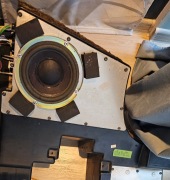 Subwoofer BOSE do Audi A4 B5 - 8D9 035 381 B