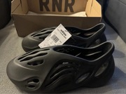Yeezy YZY Foam rnr Adults - rozmiar 48 1/2
