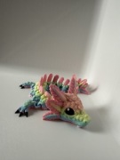 Kolorowy aksolotl axolotl firgurka