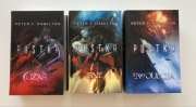 Pustka Sny Czas Ewolucja Peter F. Hamilton trylogia