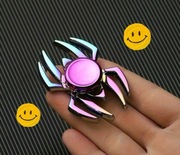 Spiner  pająk  piniata 