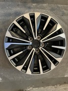 TOYOTA COROLLA Felga Aluminiowa 17 5x114,3 ET40. 8908-5