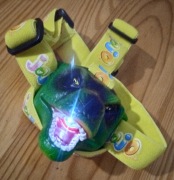 T-REX, DINOZAUROWA LATARKA - CZOŁÓWKA 