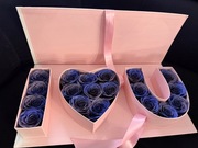 FLOWER BOX PUDEŁKO PREZENTOWE LOVE PACHNĄCE RÓŻE MYDLANE WALENTYNKI MIŁOŚĆ