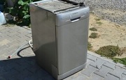 Na części: zmywarka Hotpoint Ariston LL43s srebrna 45 cm