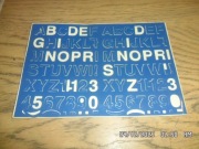 Naklejki: litery i cyfry, niekompletne używane