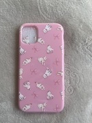 Różowe etui w kotki iPhone 11