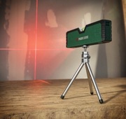 Poziomica laserowa Parkside ze statywem