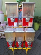 automat zarobkowy sprzedający kulki discapa