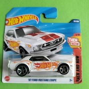 Hot wheels - '67 Ford Mustang Coupe.