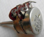 Potencjometr obrotowy podwójny 1M i 50k PU-401.766