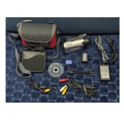 Cyfrowa kamera Handycam Sony DCR-DVD106 miniDVD Zestaw
