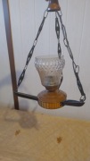 2 lampy sufitowe, żyrandol 3 ramienny i 3 sztuki klosze do żyrandola. 