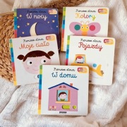 Zestaw  Pierwsze słowa z okienkami w nocy kolory pojazdy moje ciało w domu