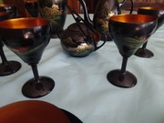 Zestaw do herbaty z laki, z kieliszkami 