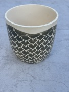 Doniczka ceramiczna ręcznie robiona