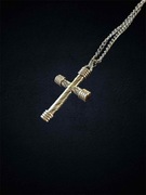 Srebrny naszyjnik krzyż – styl industrialny, 60 cm (NOWY)