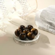 Polerowana Naturalna Kryształowa Kulka z Tygrysiego Oka – dekoracja