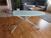 Deska do prasowania Vileda z gniazdkiem elektrycznym i regulacją wysokości