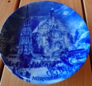 Porcelanowy talerz - ozdoba ścienna 