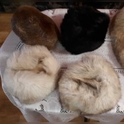 Naturalne czapki z lisa/nutri