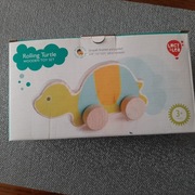 Kolorowy, drewniany żółwik na kółkach dla malucha