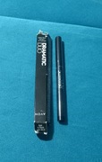 Avon Dramatic Duo kredka i eyeliner 2w1 Bold in Black