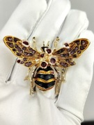 NOWA Broszka przypinka pszczoła owad insekt z cyrkoniami elegancka