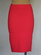 # Śliczna czerwona elastyczna - GINA TRICOT - 36 # 