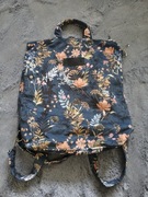 Plecak torebka props 2w1 kwiaty granatowa 