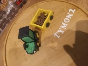 Z masy cukrowej na tort traktor przyczepka 
