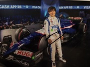 Yuki Tsunoda oryginalny autograf 