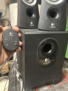 Głośniki komputerowe  Logitech 2.1.