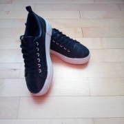 Buty sportowe H&M Divided rozm 40