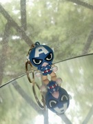 Bryłek na klucze Kapitan Ameryka 