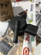 ZAWÓR ODPOWIETRZENIA ZBIORNIKA VW GOLF IV BORA LEON