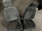 Fotele przód Nissan Patrol Y60