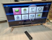 Telewizor ledowy 32 cale używany LG 32LF561V z pilotem