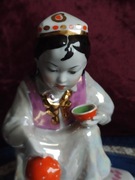 Figurka porcelanowa Herbaciarka Dulevo vintage czasy PRL