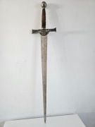 Miecz rycerski zdobiony pełnowymiarowy ciężki do cosplayu pokazów