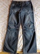 Spodnie jeansowe używane w bardzo dobrym stanie 32/34.