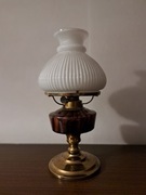 Stołowa lampa naftowa