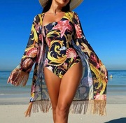 Piękny strój kąpielowy jednoczęściowy z narzutką 