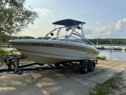 Łódź motorowa Four Winns Horizon 210 Mercruiser 220 KM z przyczepą 