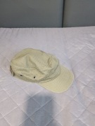 Czapka z daszkiem w kolorze khaki używana