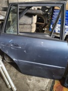 Drzwi prawe tylne Citroen C4 grand Picasso. Kod lakieru EZWD 