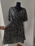 Sukienka czarna w białe kwiatki lekka 44 XXL