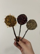 Lizaki smaczki dla królika świnki morskiej 