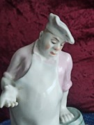 Figurka porcelanowa kucharz i kot vintage Łomonosowa