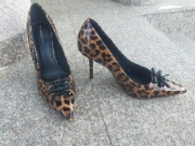 RIVER ISLAND nr 40/7UK eleganckie czółenka na platformie panterka 